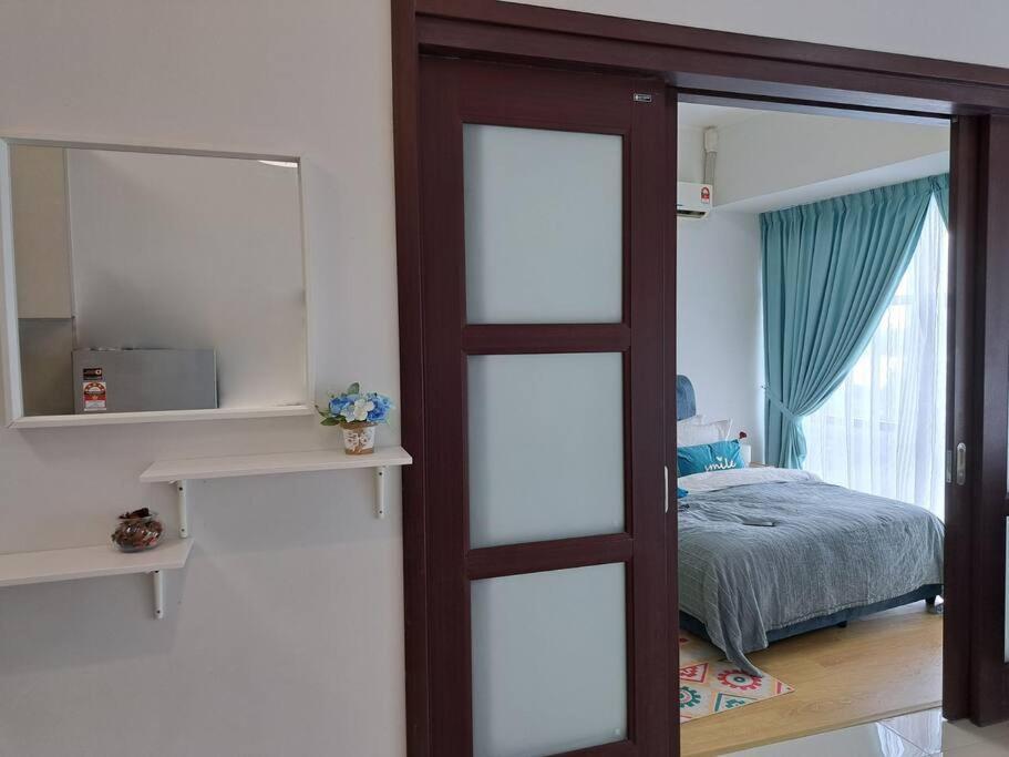 Cozy Home Country Garden At Dangabay Of Jb, Free Wifi And Streaming Johor Bahru Buitenkant foto