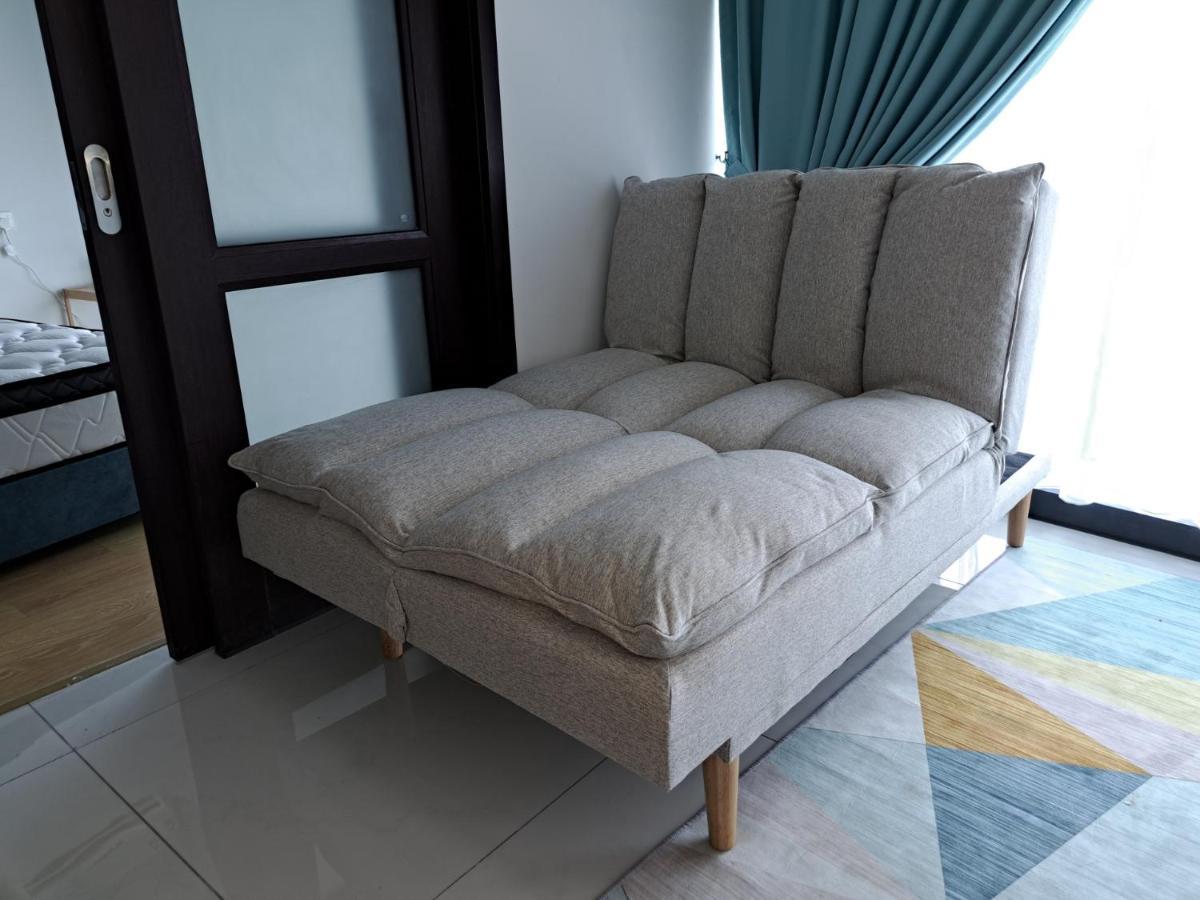 Cozy Home Country Garden At Dangabay Of Jb, Free Wifi And Streaming Johor Bahru Buitenkant foto